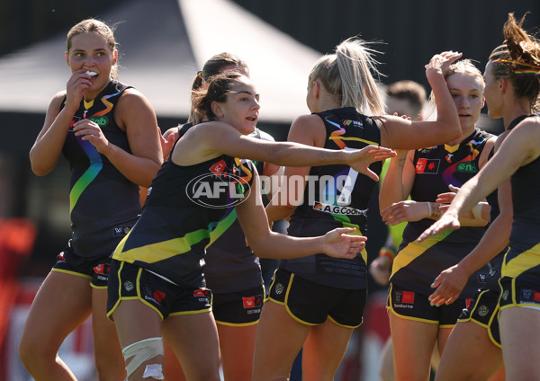 AFLW 2024 Round 07 - Richmond v Geelong - A-55242449