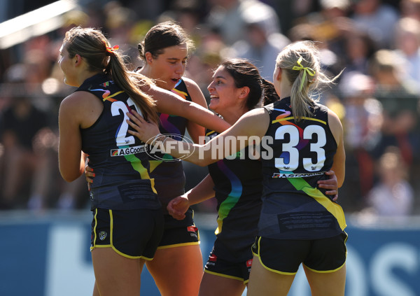AFLW 2024 Round 07 - Richmond v Geelong - A-55243801