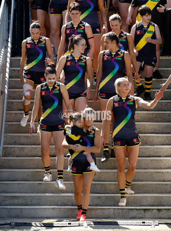 AFLW 2024 Round 07 - Richmond v Geelong - A-55243848