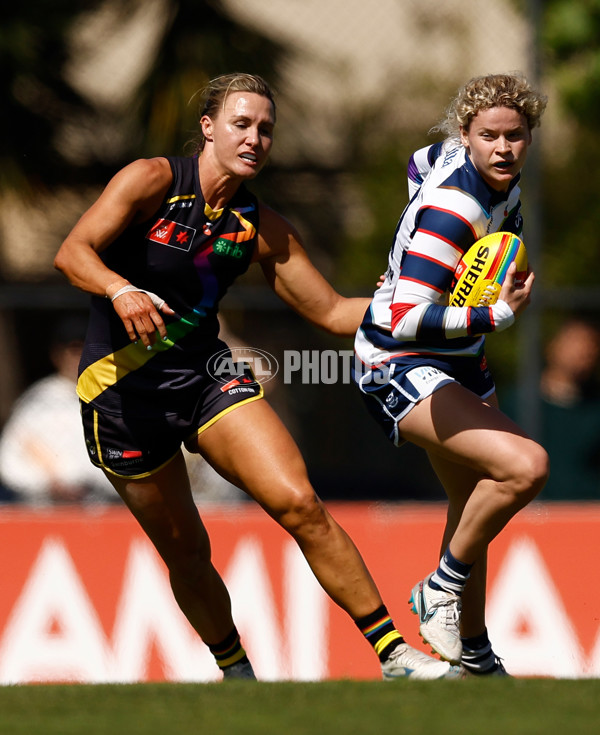 AFLW 2024 Round 07 - Richmond v Geelong - A-55243849