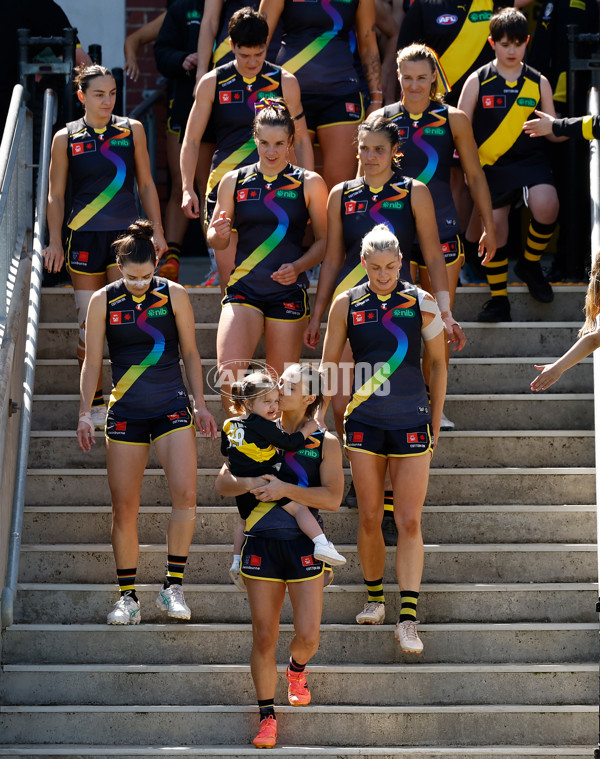AFLW 2024 Round 07 - Richmond v Geelong - A-55245211