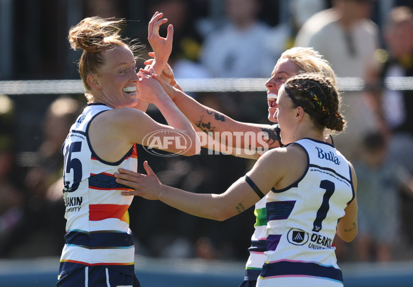AFLW 2024 Round 07 - Richmond v Geelong - A-55246241