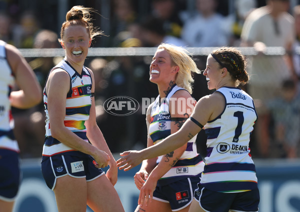 AFLW 2024 Round 07 - Richmond v Geelong - A-55246242