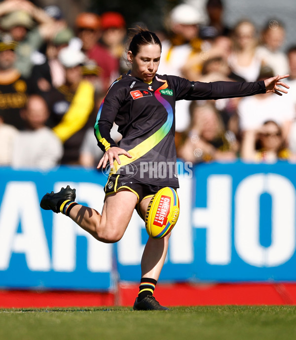 AFLW 2024 Round 07 - Richmond v Geelong - A-55246260