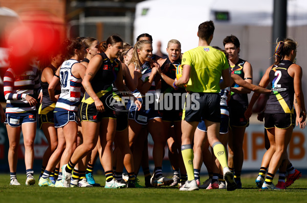 AFLW 2024 Round 07 - Richmond v Geelong - A-55248416