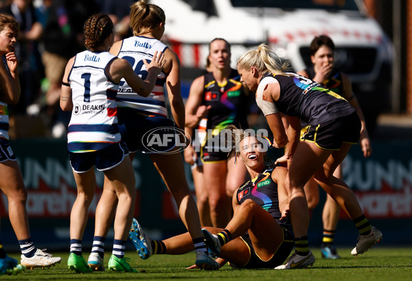 AFLW 2024 Round 07 - Richmond v Geelong - A-55248418