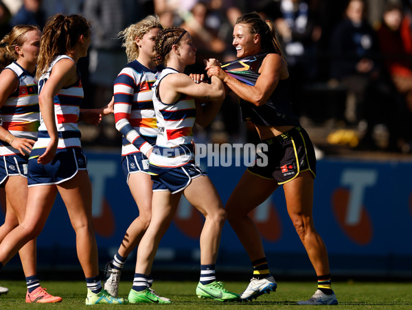 AFLW 2024 Round 07 - Richmond v Geelong - A-55248420