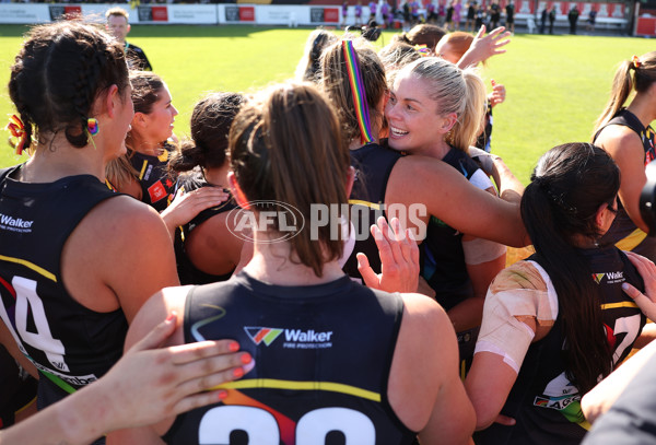 AFLW 2024 Round 07 - Richmond v Geelong - A-55248485