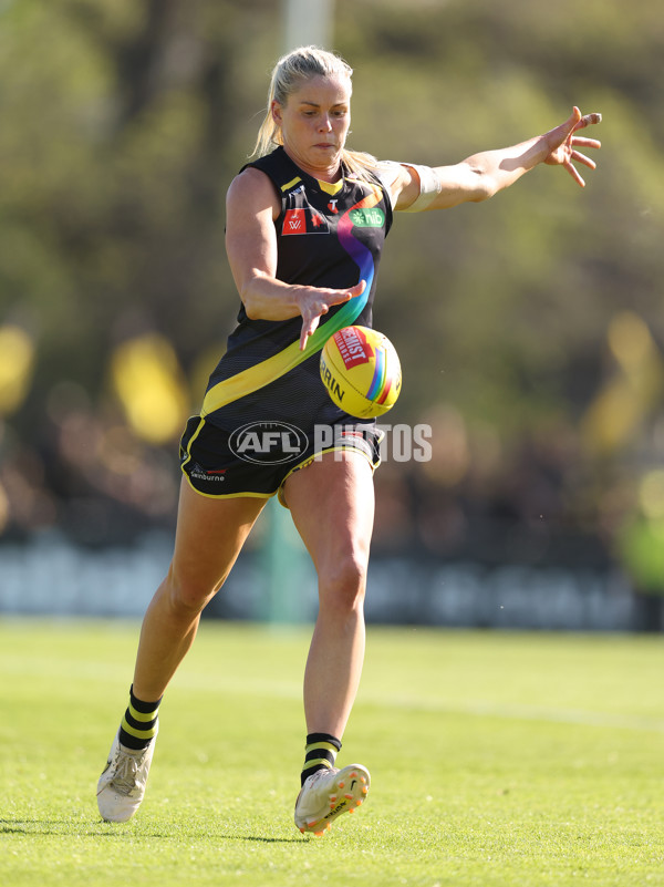 AFLW 2024 Round 07 - Richmond v Geelong - A-55248658