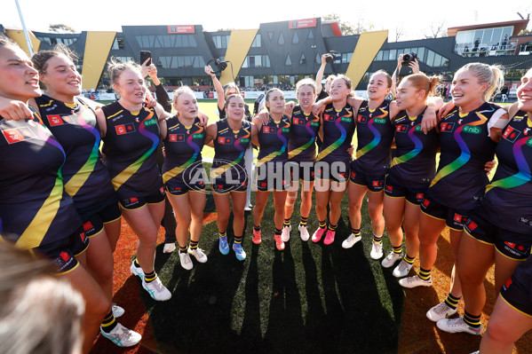 AFLW 2024 Round 07 - Richmond v Geelong - A-55250843