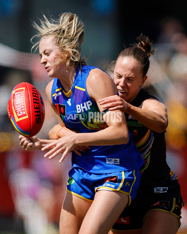 AFLW 2024 Round 07 - Hawthorn v West Coast - A-55250858