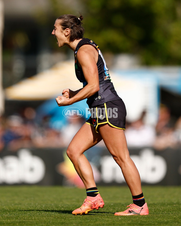 AFLW 2024 Round 07 - Richmond v Geelong - A-55251368