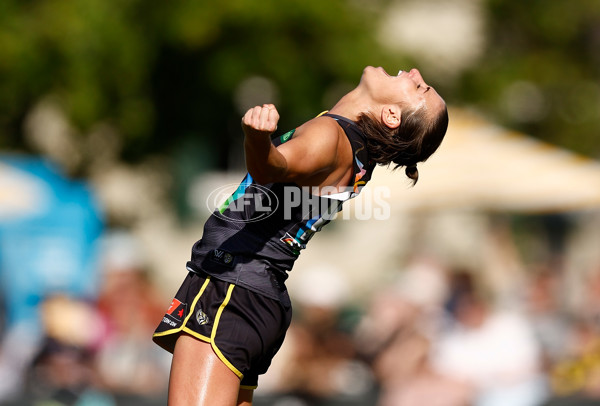 AFLW 2024 Round 07 - Richmond v Geelong - A-55251369