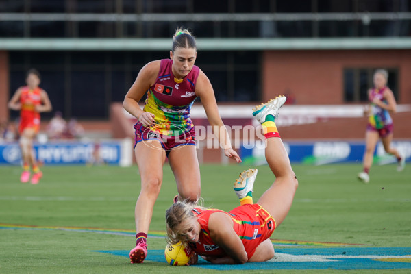 AFLW 2024 Round 07 - Brisbane v Gold Coast - A-55253405