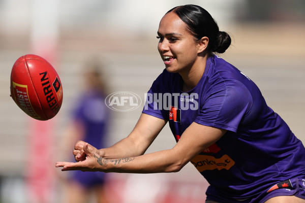 AFLW 2024 Round 07 - Fremantle v Carlton - A-55254121