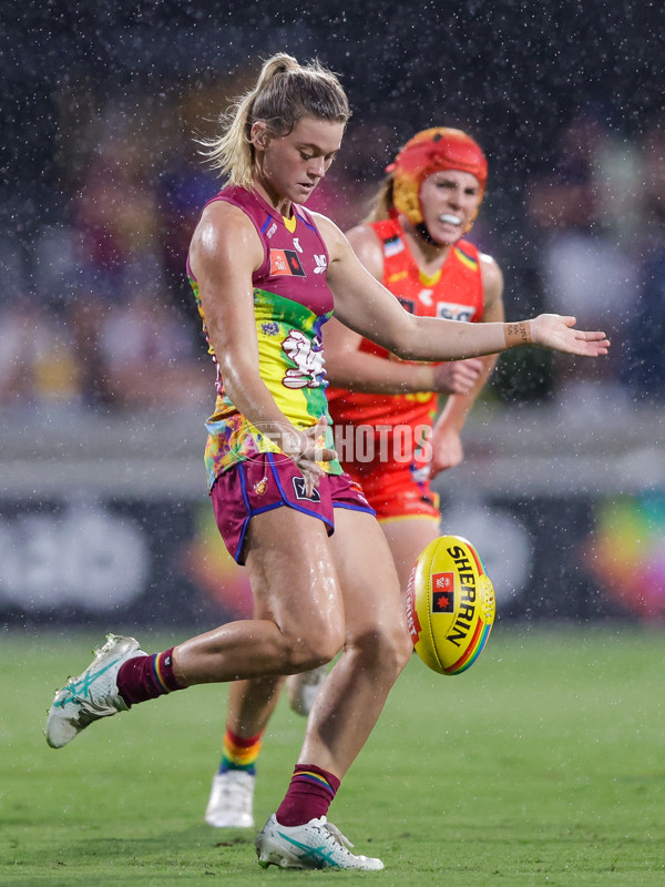 AFLW 2024 Round 07 - Brisbane v Gold Coast - A-55254152