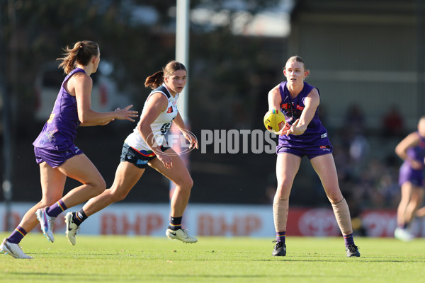 AFLW 2024 Round 07 - Fremantle v Carlton - A-55256745