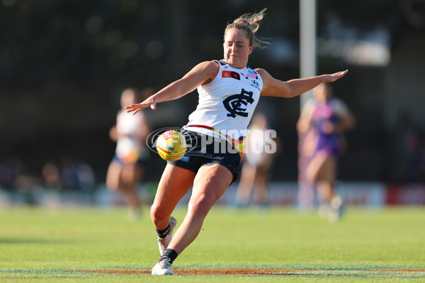 AFLW 2024 Round 07 - Fremantle v Carlton - A-55258632