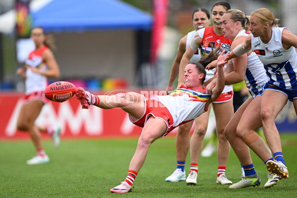 AFLW 2024 Round 07 - North Melbourne v Sydney - A-55258686