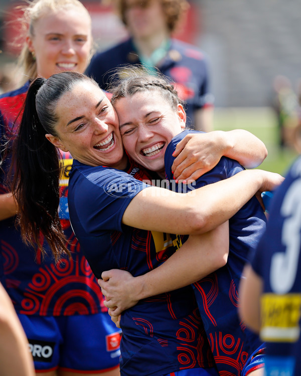 AFLW 2024 Round 07 - St Kilda v Melbourne - A-55259723