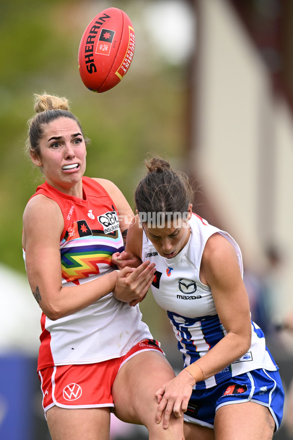 AFLW 2024 Round 07 - North Melbourne v Sydney - A-55267342