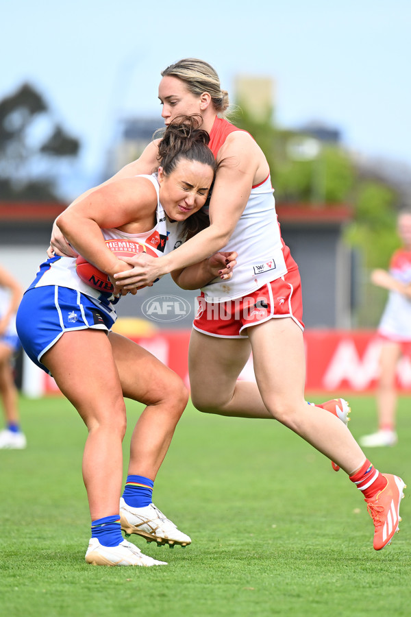 AFLW 2024 Round 07 - North Melbourne v Sydney - A-55267383