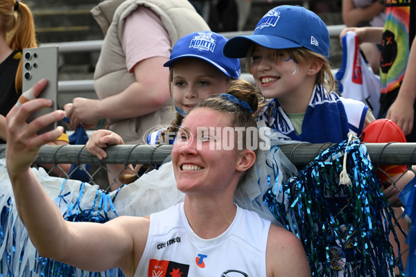 AFLW 2024 Round 07 - North Melbourne v Sydney - A-55269919