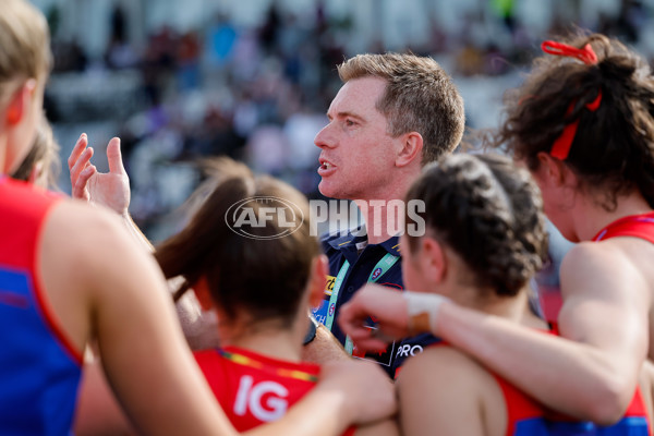 AFLW 2024 Round 07 - St Kilda v Melbourne - A-55272481