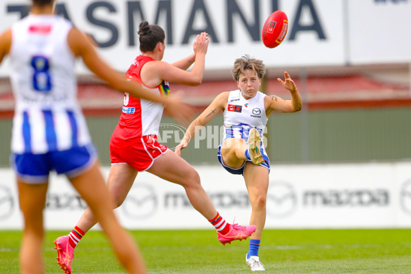 AFLW 2024 Round 07 - North Melbourne v Sydney - A-55272516