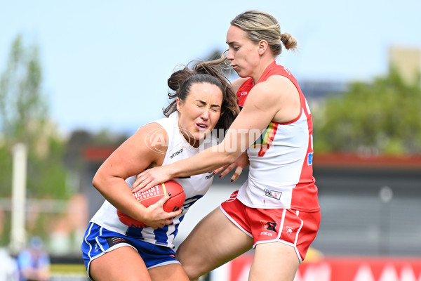 AFLW 2024 Round 07 - North Melbourne v Sydney - A-55272538