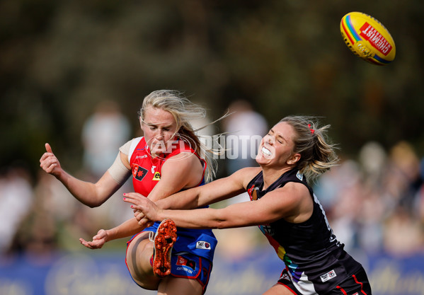 AFLW 2024 Round 07 - St Kilda v Melbourne - A-55275151