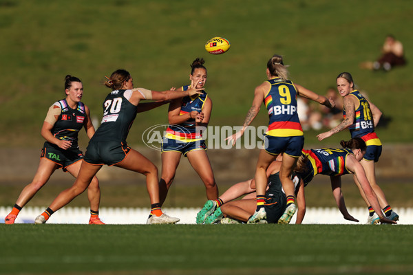 AFLW 2024 Round 07 - GWS v Adelaide - A-55278629