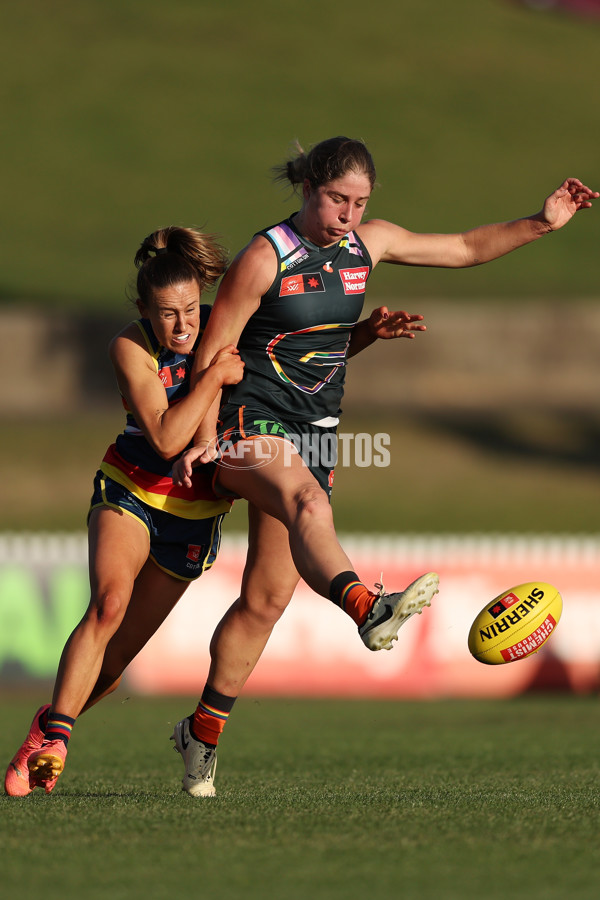 AFLW 2024 Round 07 - GWS v Adelaide - A-55278694