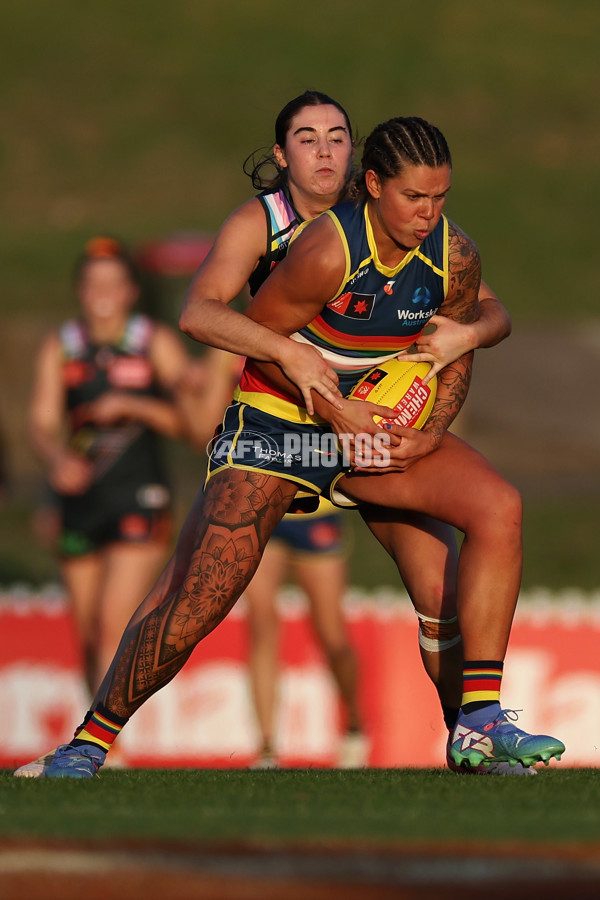 AFLW 2024 Round 07 - GWS v Adelaide - A-55281061