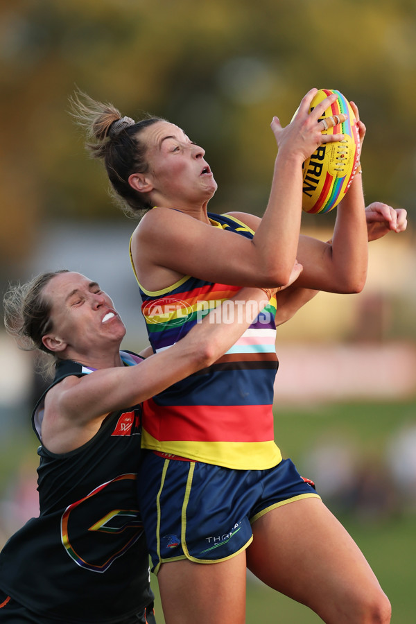 AFLW 2024 Round 07 - GWS v Adelaide - A-55281082