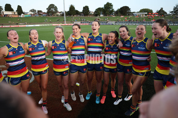 AFLW 2024 Round 07 - GWS v Adelaide - A-55281093