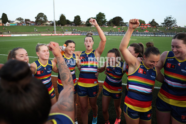 AFLW 2024 Round 07 - GWS v Adelaide - A-55281670