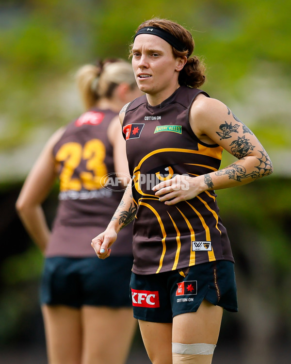 AFLW 2024 Training - Hawthorn 171024 - A-55304848