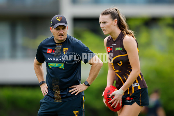 AFLW 2024 Training - Hawthorn 171024 - A-55304862