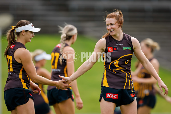 AFLW 2024 Training - Hawthorn 171024 - A-55304866