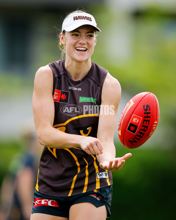 AFLW 2024 Training - Hawthorn 171024 - A-55320658