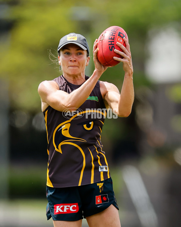 AFLW 2024 Training - Hawthorn 171024 - A-55323257