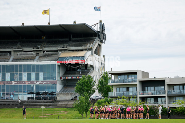 AFLW 2024 Training - Hawthorn 171024 - A-55324590