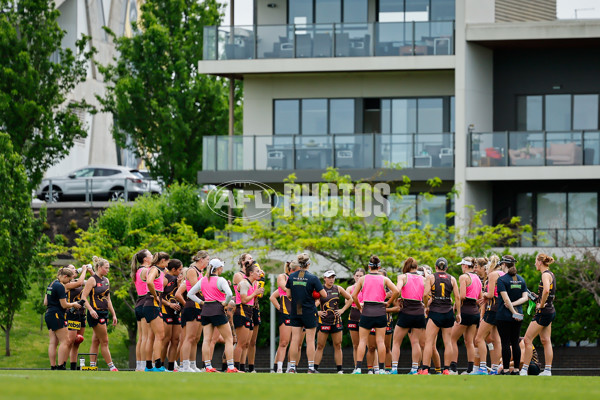 AFLW 2024 Training - Hawthorn 171024 - A-55324593