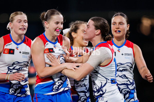 AFLW 2024 Round 08 - Carlton v Western Bulldogs - A-55326626