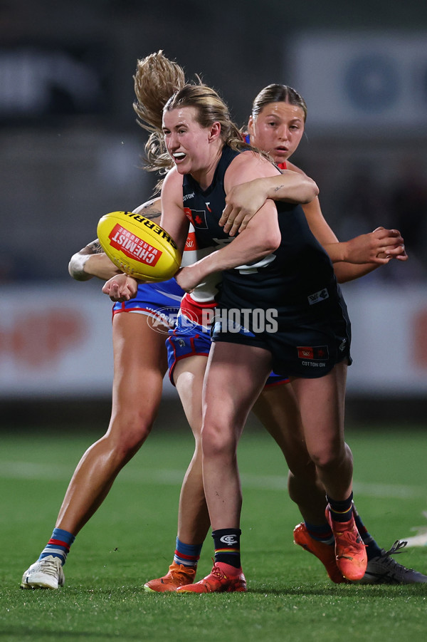 AFLW 2024 Round 08 - Carlton v Western Bulldogs - A-55327073