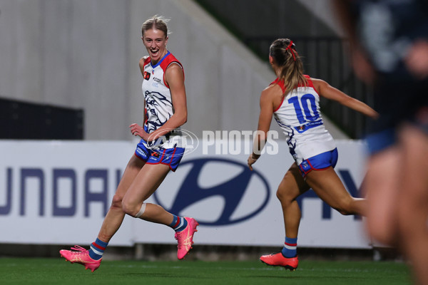 AFLW 2024 Round 08 - Carlton v Western Bulldogs - A-55327091