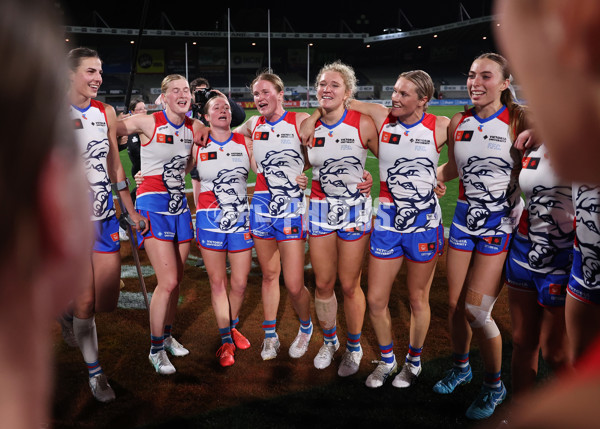 AFLW 2024 Round 08 - Carlton v Western Bulldogs - A-55329360