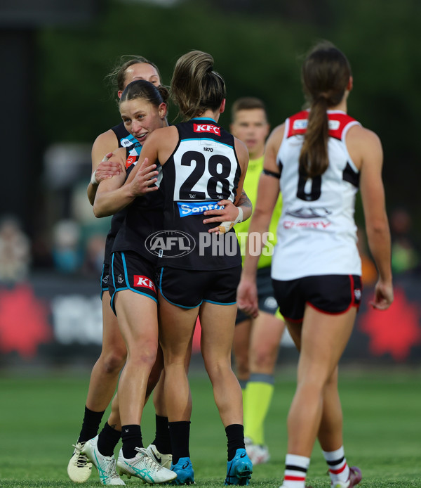 AFLW 2024 Round 08 - Port Adelaide v St Kilda - A-55333497