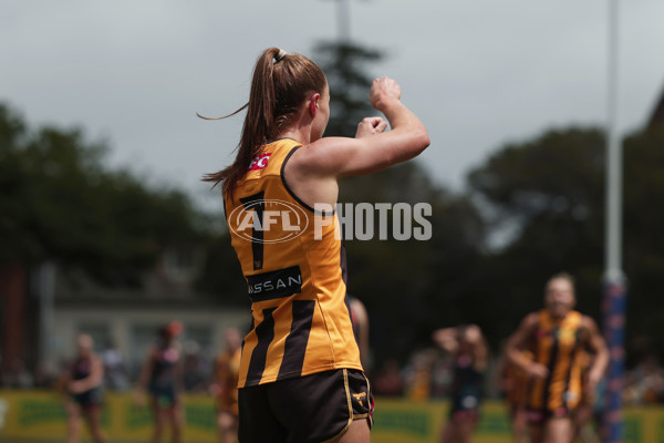 AFLW 2024 Round 08 - Hawthorn v GWS - A-55339689